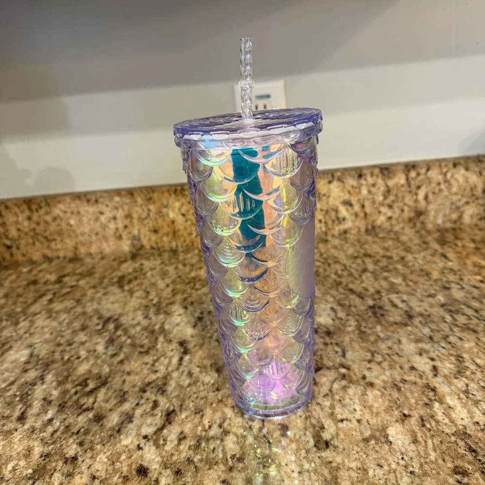 New Starbucks 2022 China Unicorn Gradient Scale 24oz Tumbler Iridescent Cup